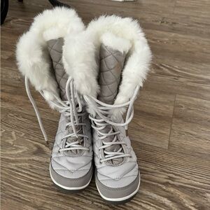Columbia Winter Boots - Never Worn!